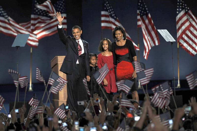 Barack Obama, Michelle Obama, and family