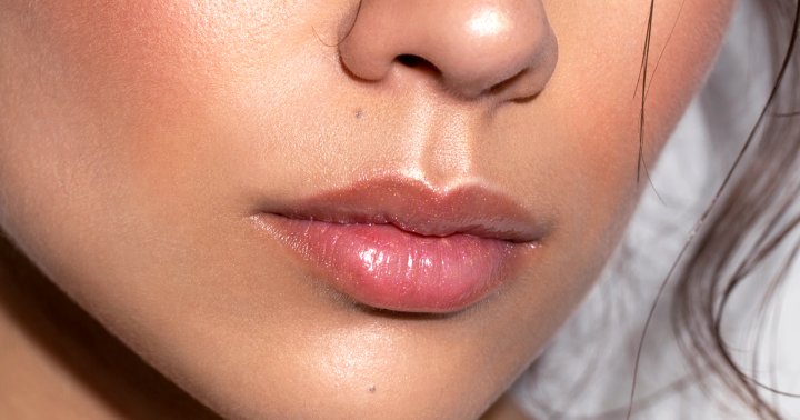 This Makeup Trick Uses A Surprising Product For "Bigger Lips"