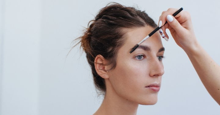 Pencils, Powders & Pomades: Which Product Is Best For Your Brow Goals?