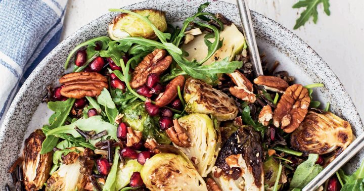 This Simple Pegan Wild Rice Salad Will Make You Glow From The Inside Out