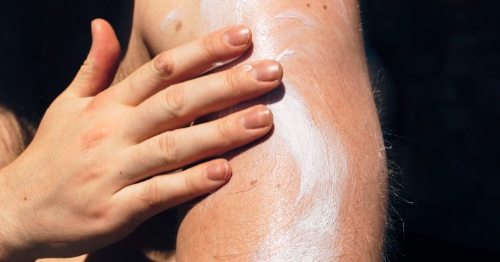 The EWG Just Dropped Their 2021 Sunscreen Guide: 4 Things You Should Know