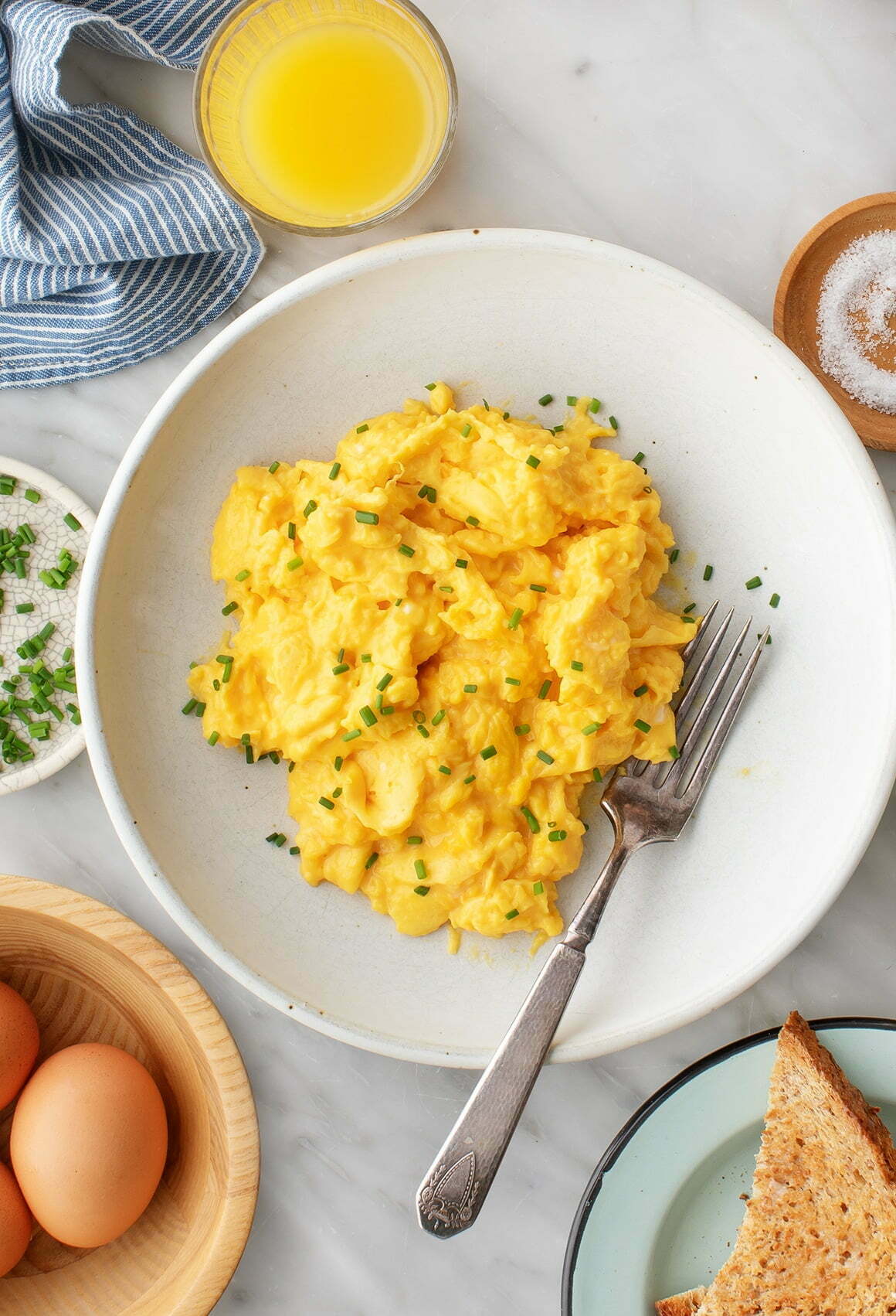 How to Make Scrambled Eggs - Love and Lemons