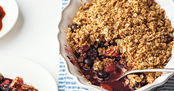 Welcome Warmer Weather With This Antioxidant-Packed No-Nonsense Dessert