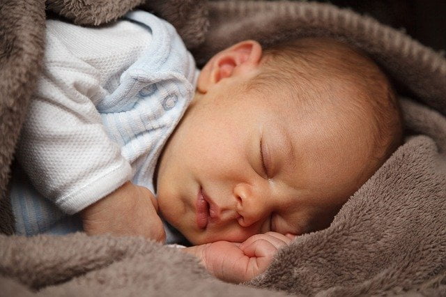 Newborn Baby Formula Sensitivity - Art of Healthy Living