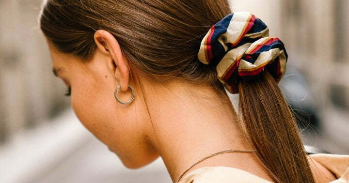 How To Wash Hair Ties & Scrunchies: Expert-Approved Tutorials