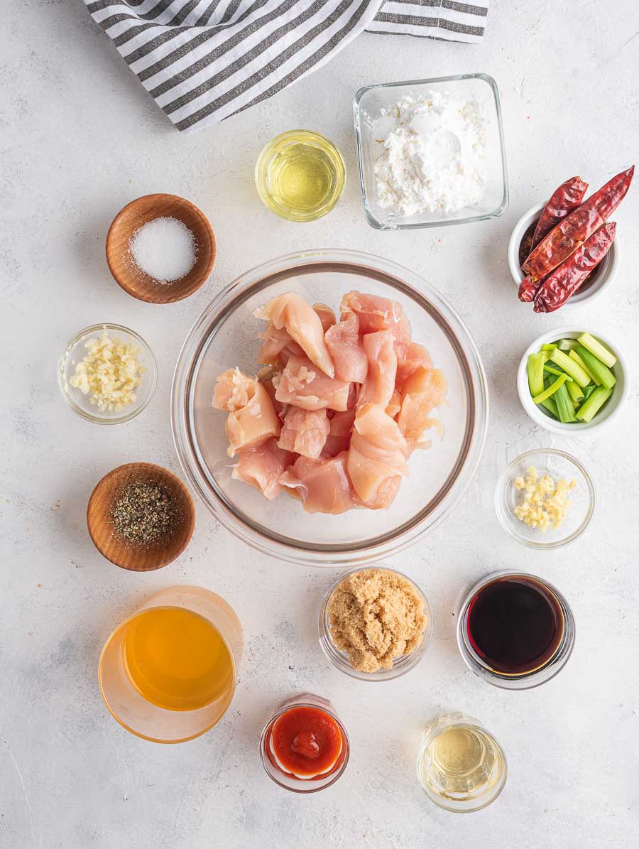 ingredients of the mongolian chicken laid out