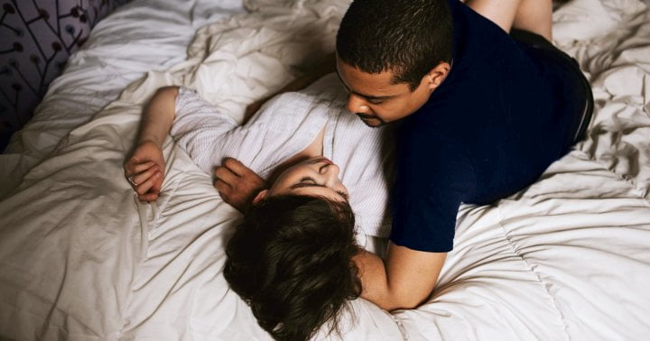 I'm A Sex Therapist & This Is What Couples Get Wrong About Mismatched Libidos