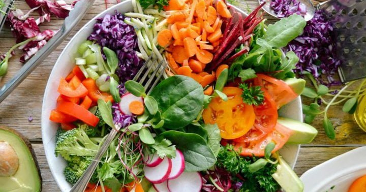 How A Salad Per Day Can Support Your Brain Health