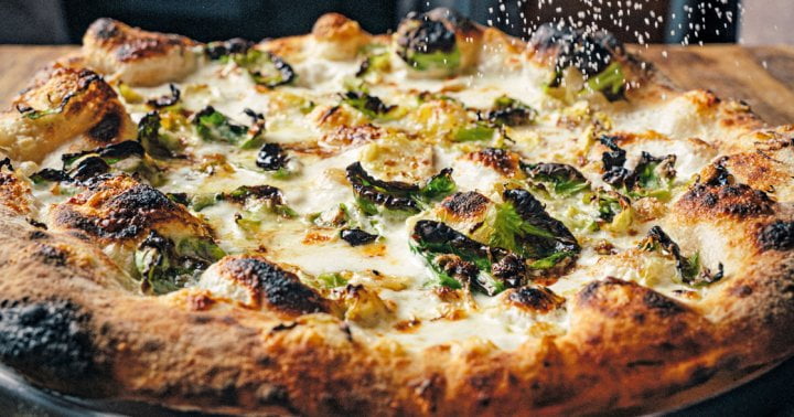 This Nutrient-Packed Pizza Has A Bonus Anti-Inflammatory Ingredient