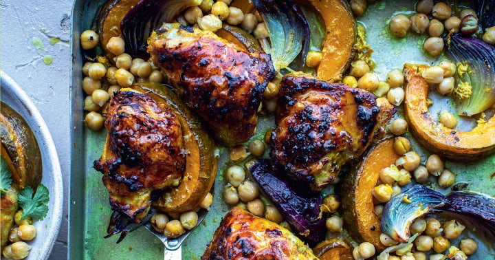 This Super Flavorful One-Pan Meal Is The Perfect Healthy Weeknight Dinner